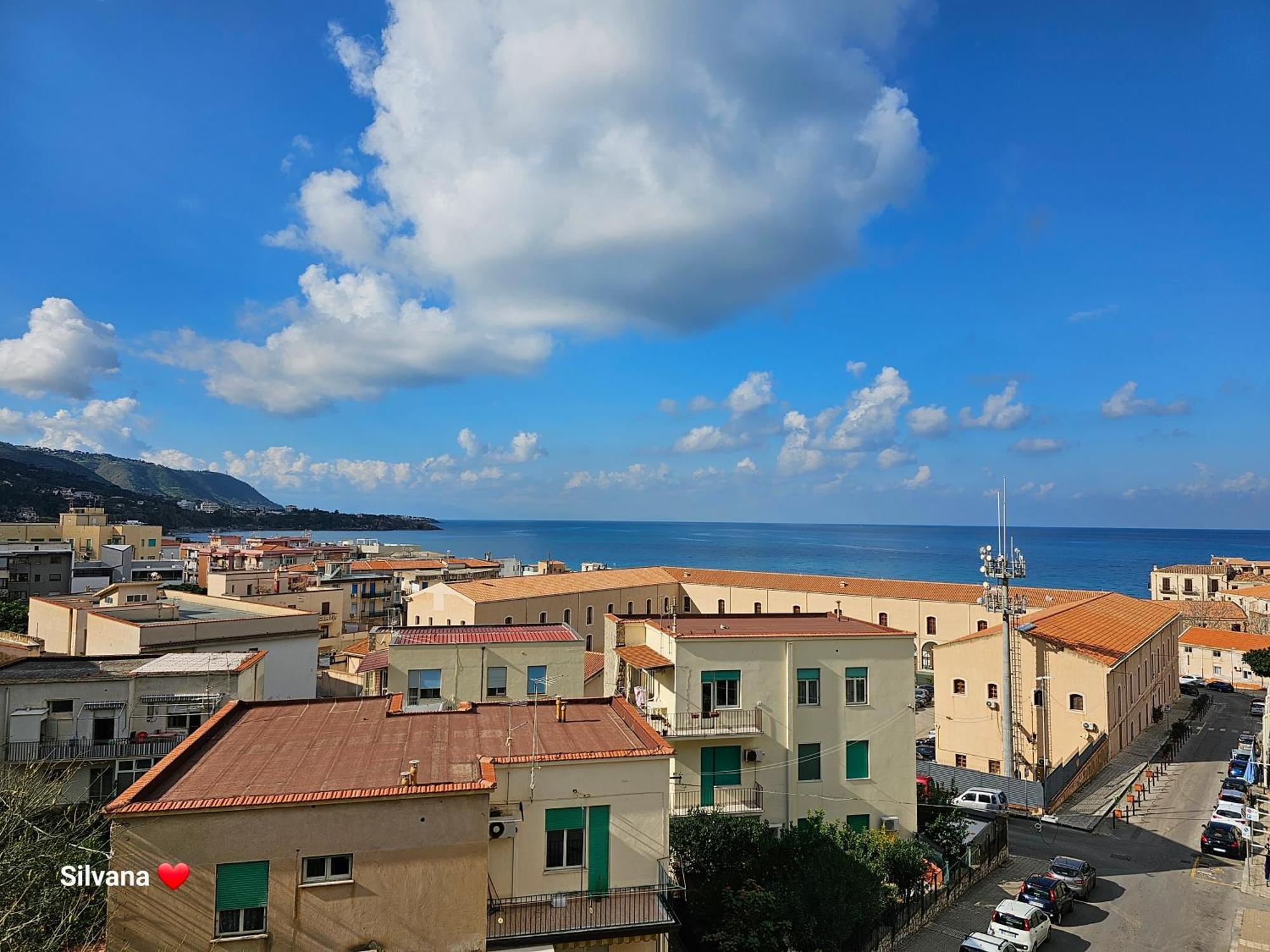 Villa Di Giorgi Apartments Center Cefalu Ngoại thất bức ảnh