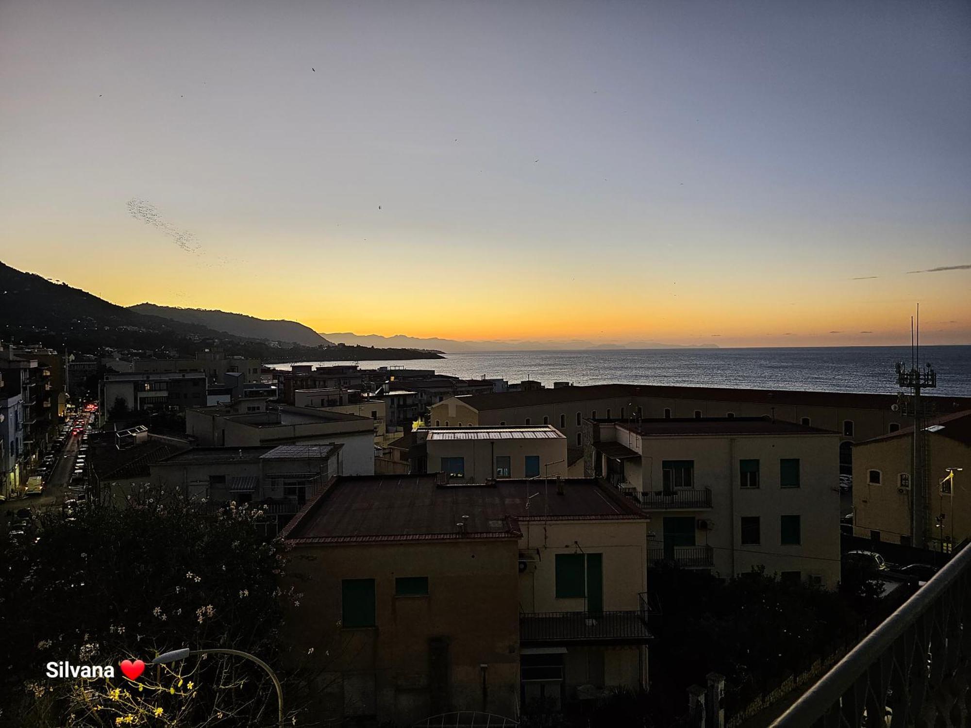 Villa Di Giorgi Apartments Center Cefalu Ngoại thất bức ảnh