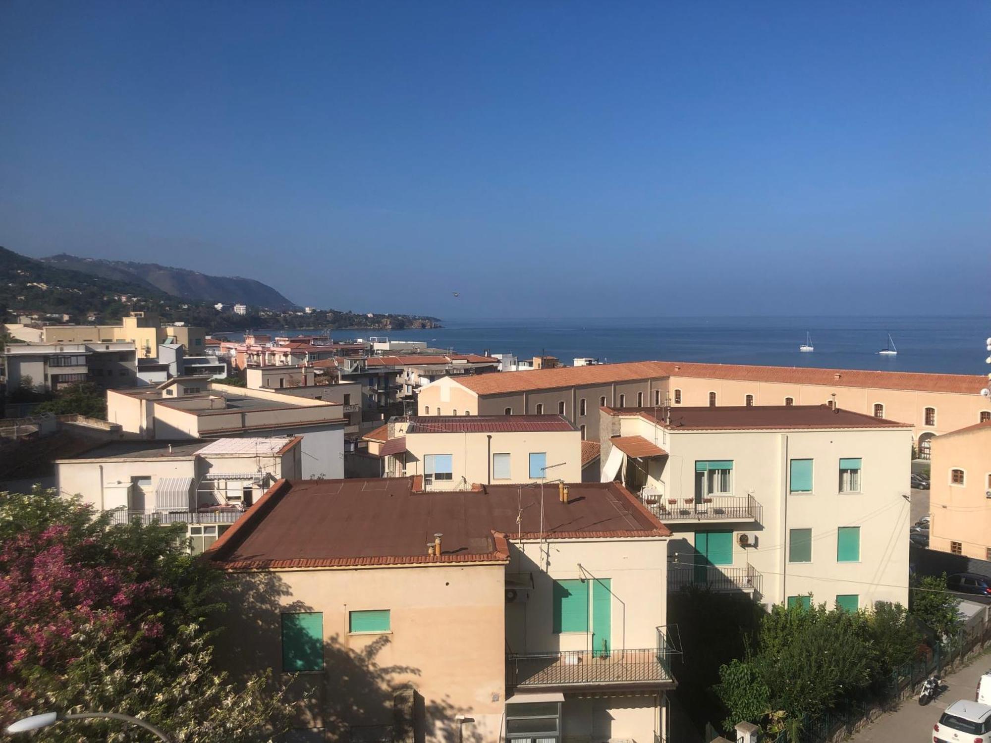 Villa Di Giorgi Apartments Center Cefalu Ngoại thất bức ảnh