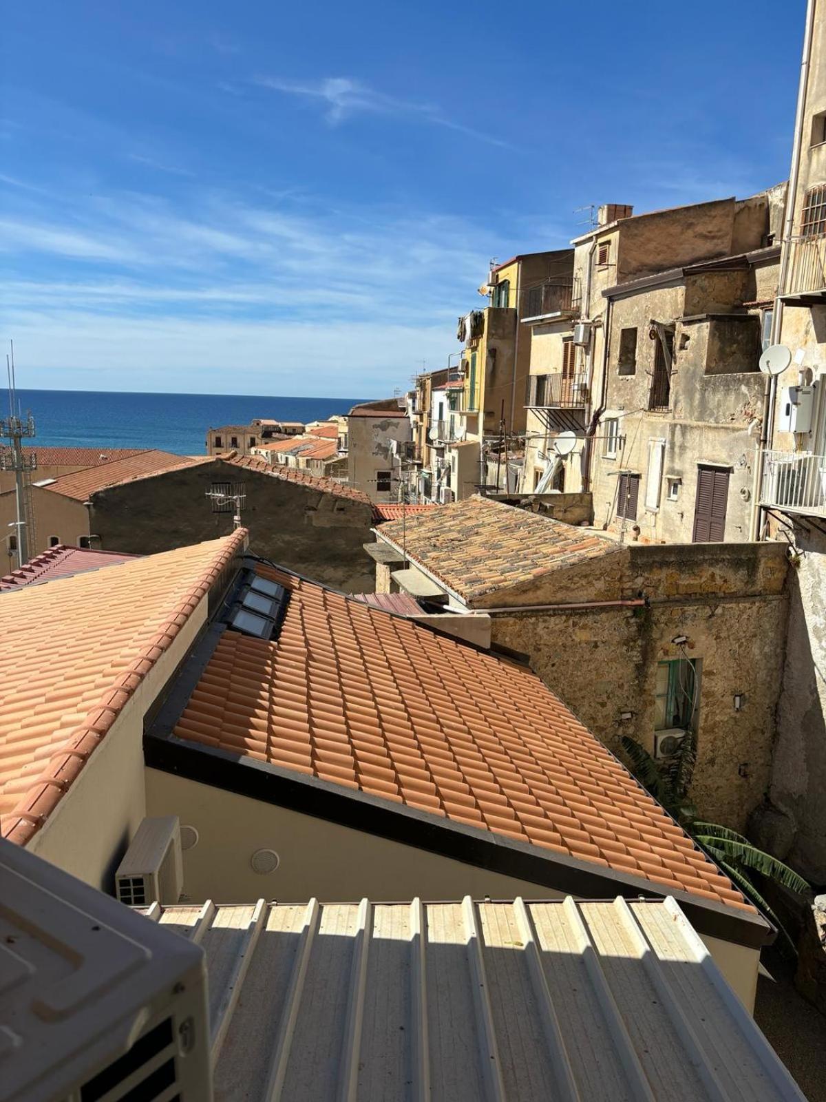 Villa Di Giorgi Apartments Center Cefalu Ngoại thất bức ảnh