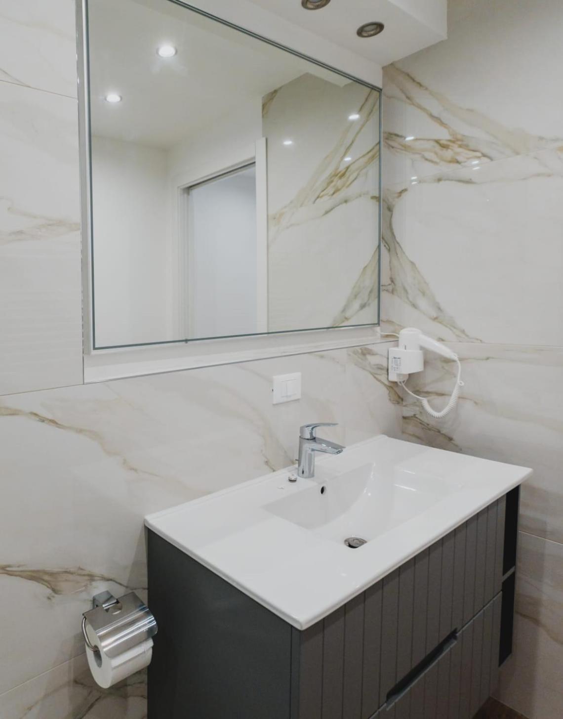 Villa Di Giorgi Apartments Center Cefalu Ngoại thất bức ảnh
