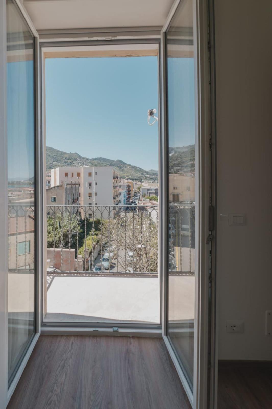 Villa Di Giorgi Apartments Center Cefalu Ngoại thất bức ảnh