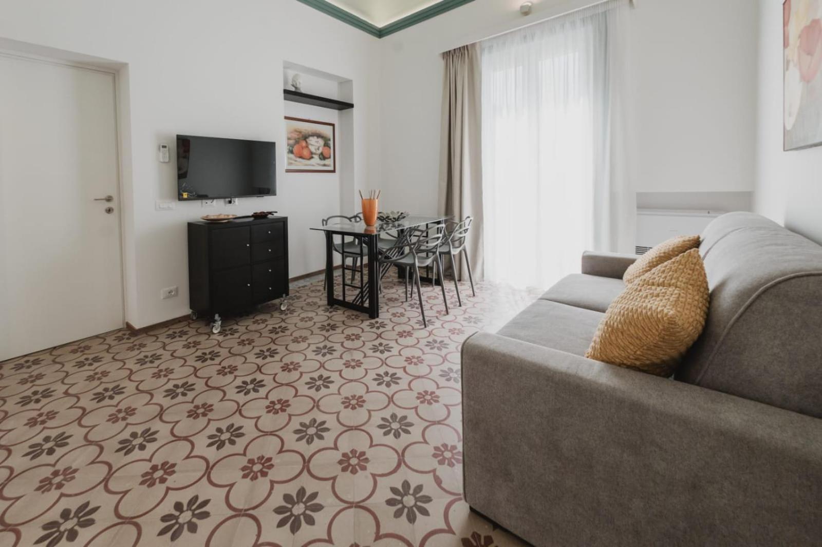 Villa Di Giorgi Apartments Center Cefalu Ngoại thất bức ảnh