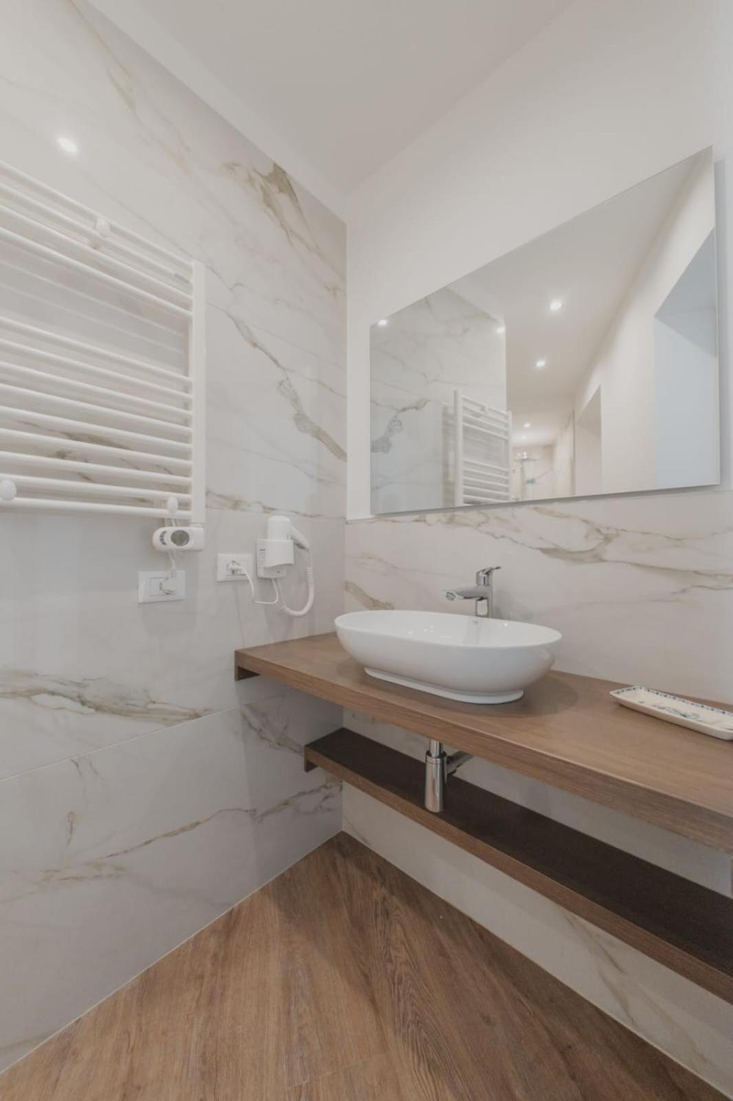 Villa Di Giorgi Apartments Center Cefalu Ngoại thất bức ảnh